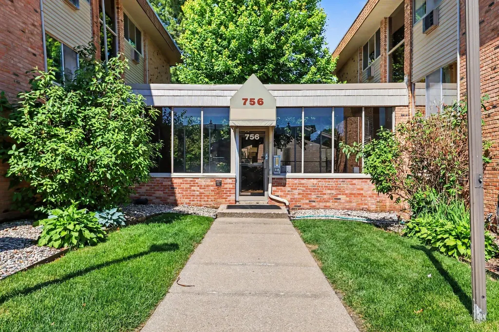 756 W Kilgore Road Kalamazoo City MI 49008