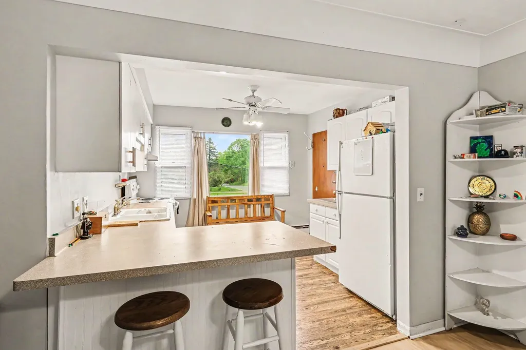 436 Campbell Avenue Kalamazoo Charter Township MI 49006