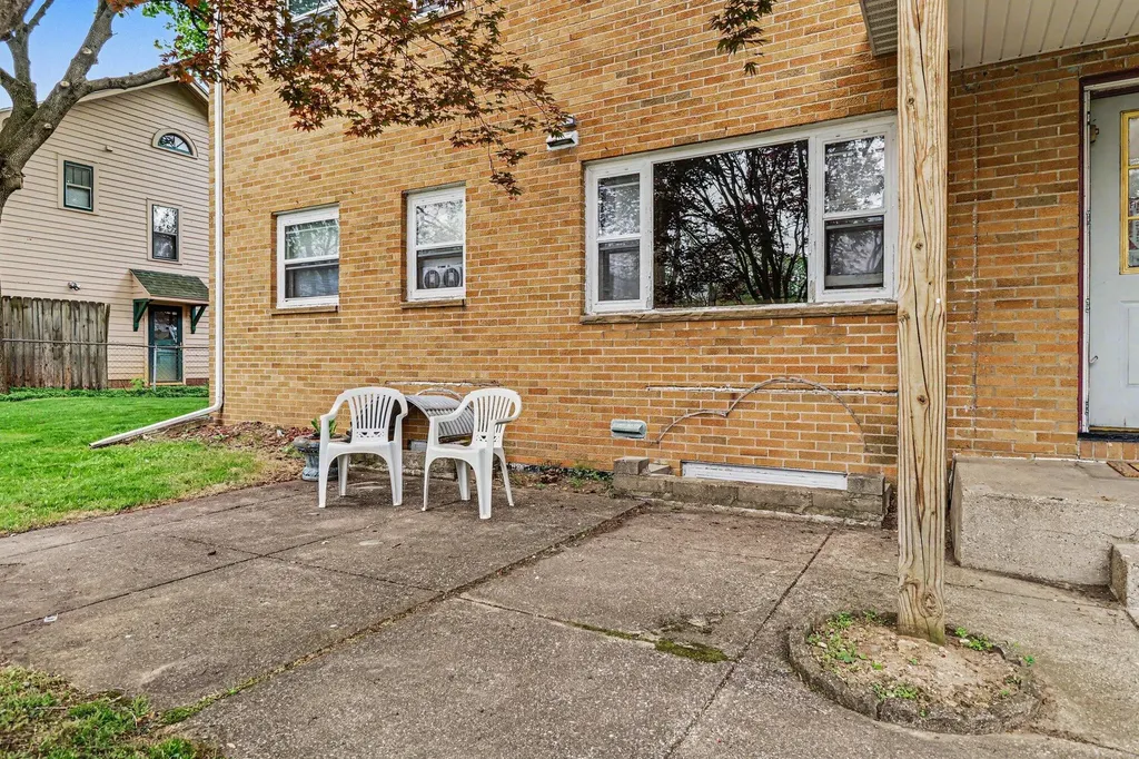 436 Campbell Avenue Kalamazoo Charter Township MI 49006