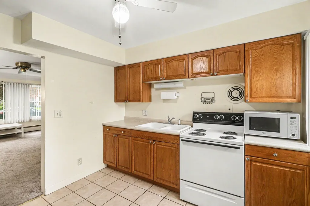 436 Campbell Avenue Kalamazoo Charter Township MI 49006