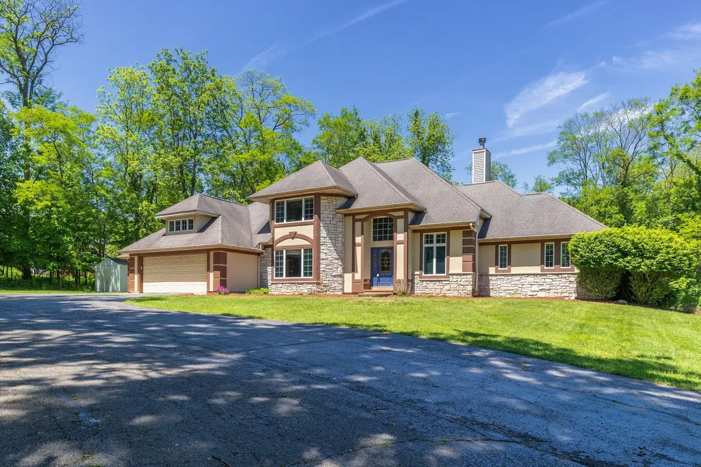 1722 W Kilgore Road Kalamazoo City MI 49008