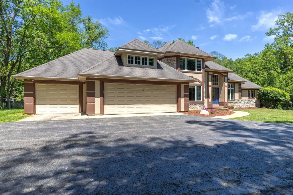 1722 W Kilgore Road Kalamazoo City MI 49008