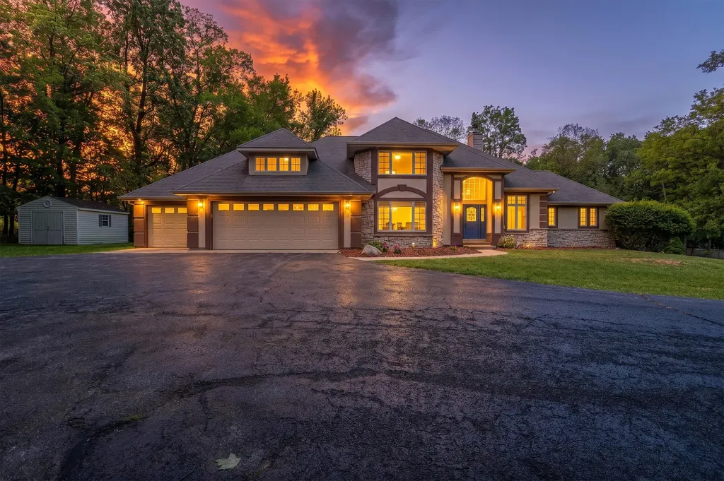 1722 W Kilgore Road Kalamazoo City MI 49008