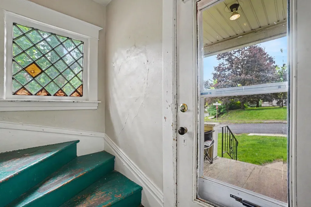 1726-1728 Commonwealth Avenue Kalamazoo City MI 49006