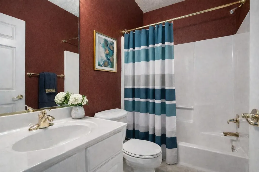 2669 Hunters Bluff Comstock Charter Township MI 49048