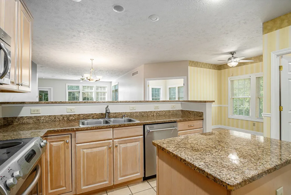 2669 Hunters Bluff Comstock Charter Township MI 49048