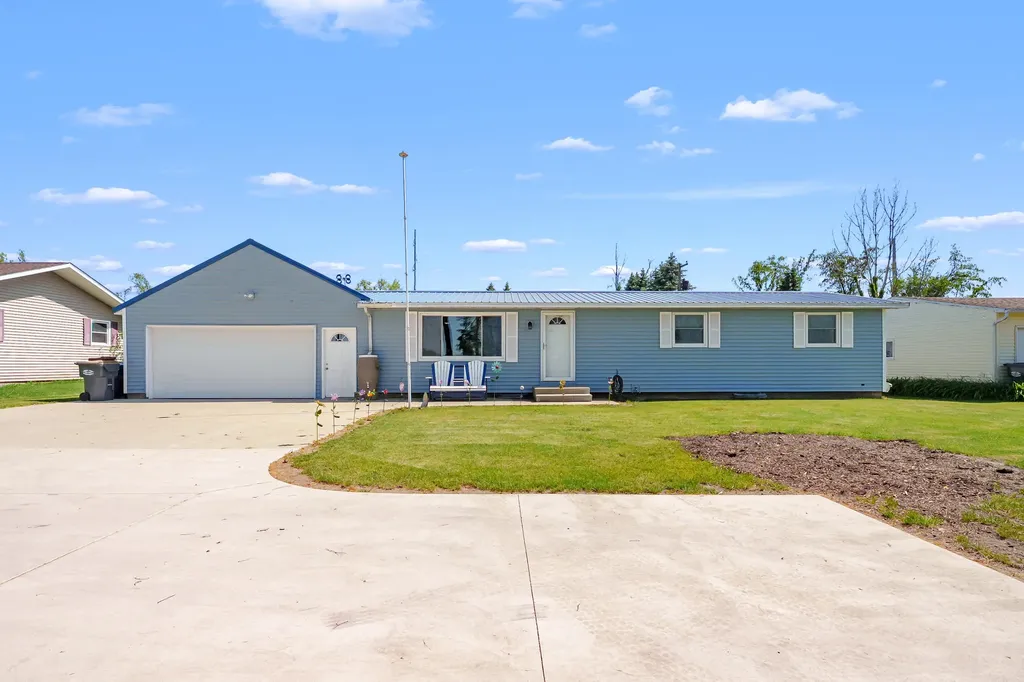 2975 W W Avenue Schoolcraft Township MI 49087