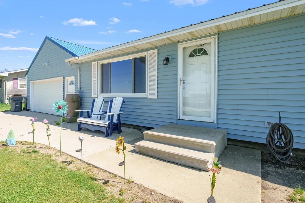 2975 W W Avenue Schoolcraft Township MI 49087