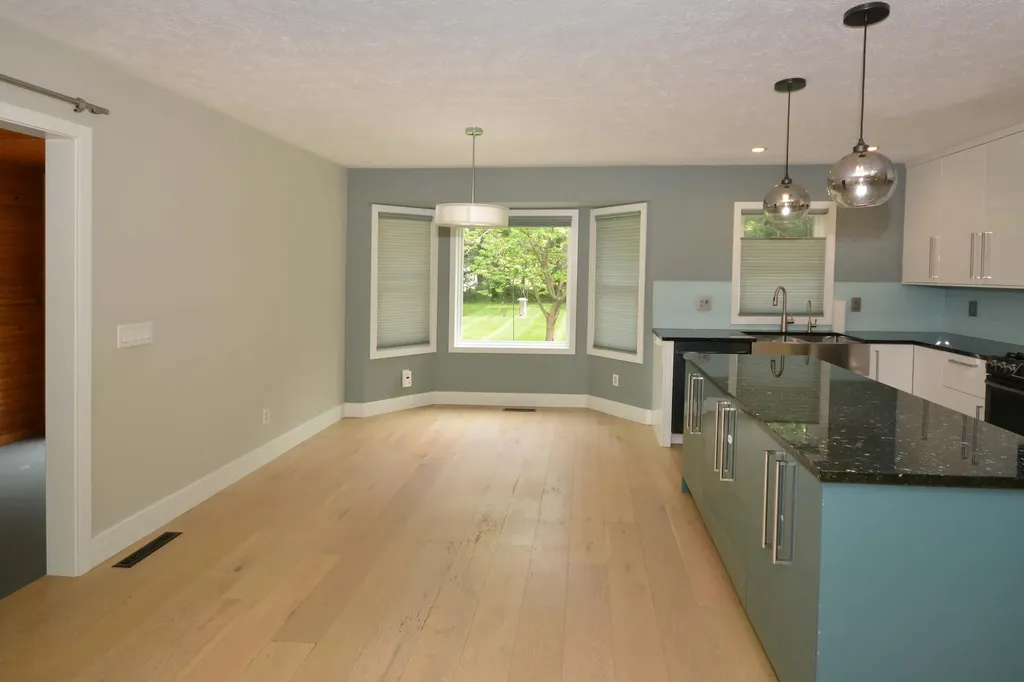 48463 Orchard Drive Antwerp Township MI 49071