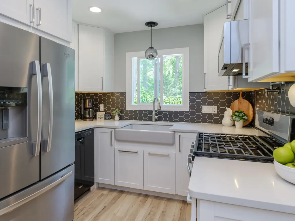 1516 Romence Road Portage City MI 49024