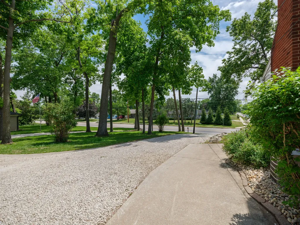 1516 Romence Road Portage City MI 49024