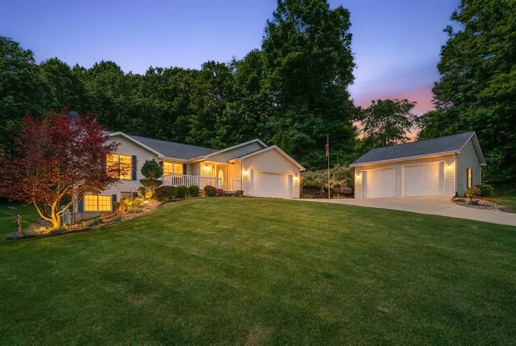 2138 Fox Mountain Drive Otsego Township MI 49078