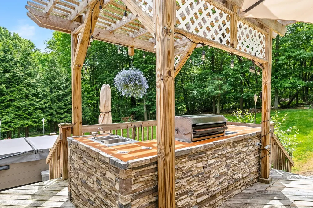 2138 Fox Mountain Drive Otsego Township MI 49078