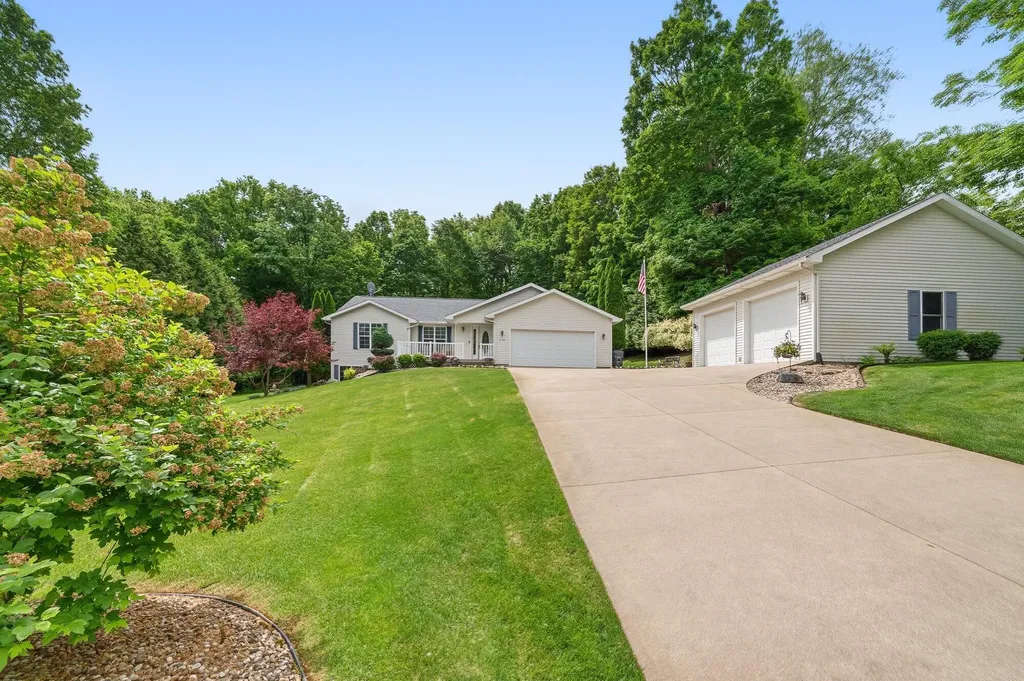 2138 Fox Mountain Drive Otsego Township MI 49078