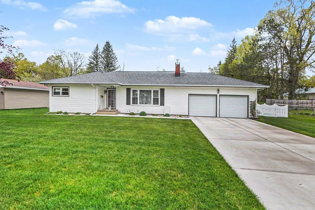 510 W Todd Avenue Reed City City MI 49677