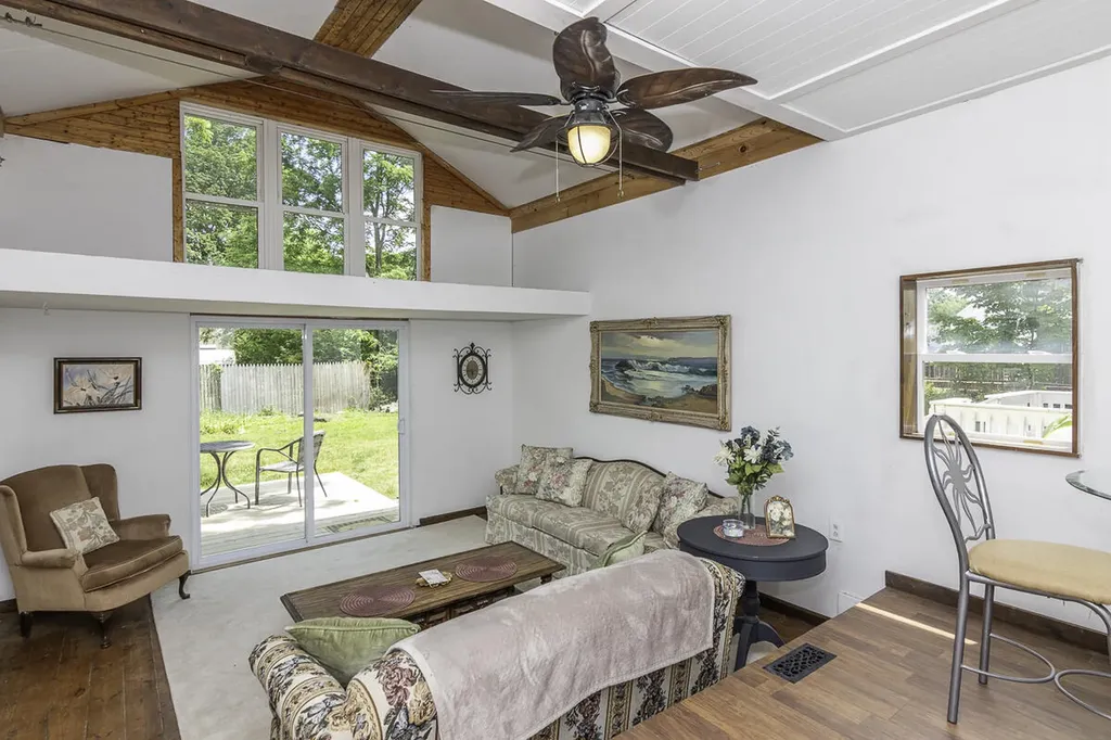 514 N Kalamazoo Street Paw Paw Village MI 49079