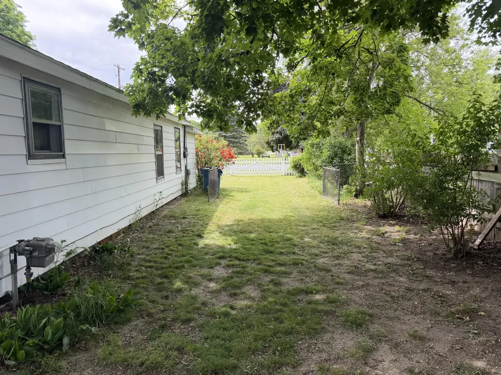 2831 Mckinley Street Cooper Charter Township MI 49004