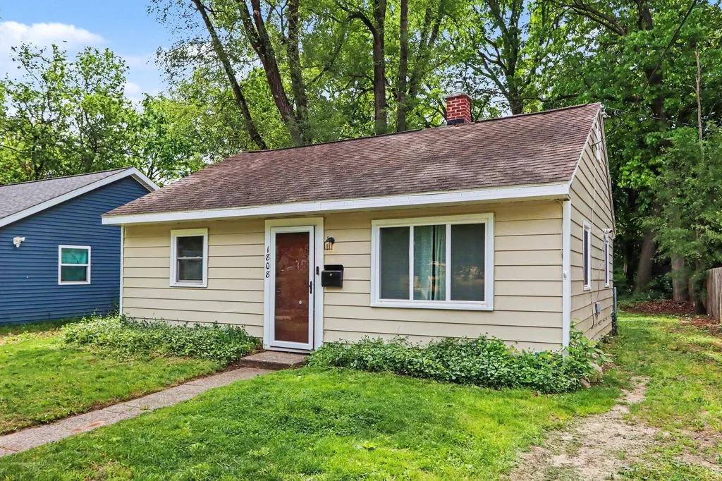 1808 Elder Street Kalamazoo City MI 49048