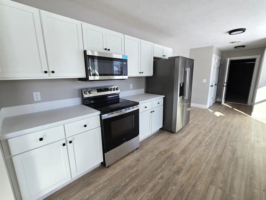 517 E State Road Hastings City MI 49058
