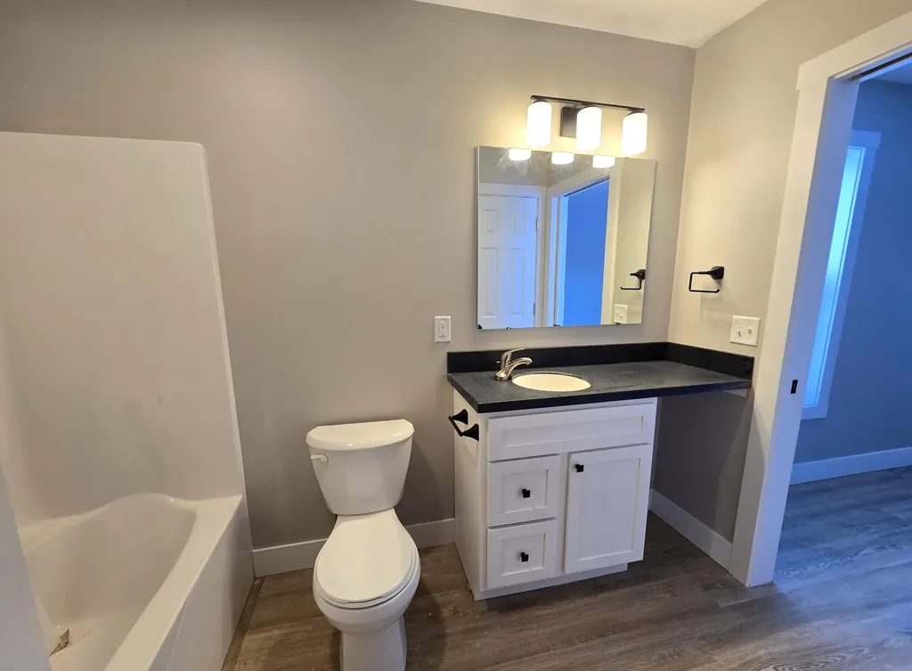 517 E State Road Hastings City MI 49058