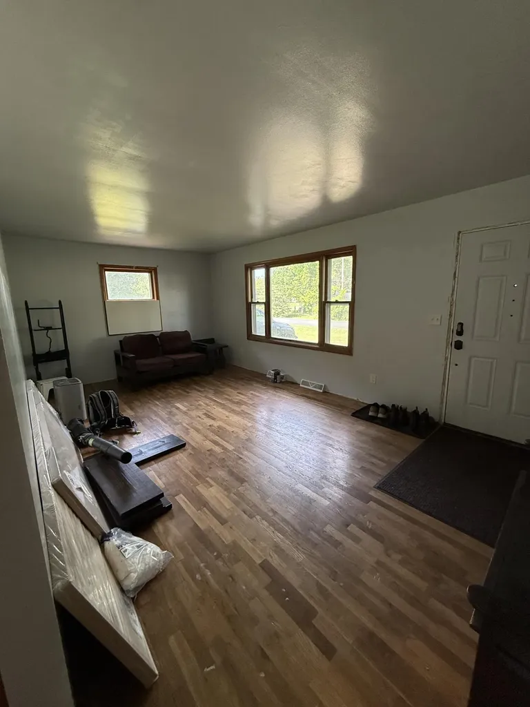 214 Auburn Street Emmett Charter Township MI 49014