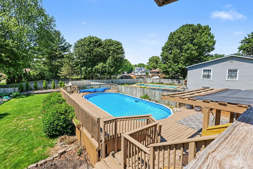 7127 Rockhill Drive Georgetown Charter Township MI 49428