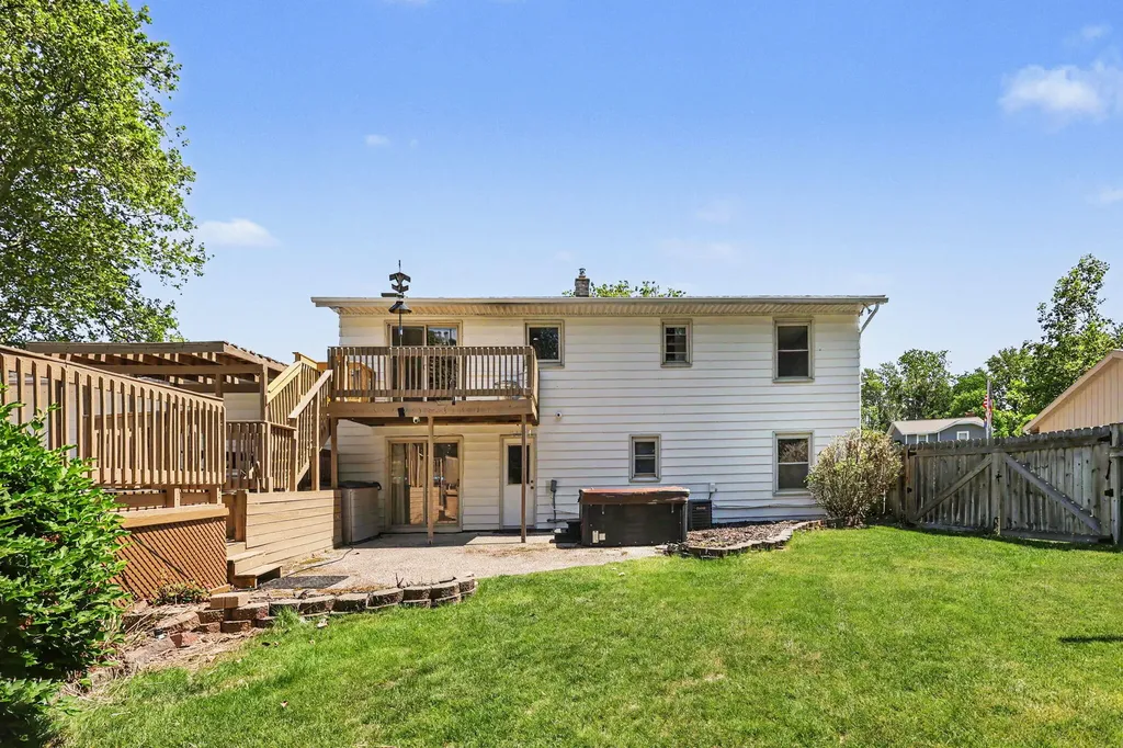 7127 Rockhill Drive Georgetown Charter Township MI 49428
