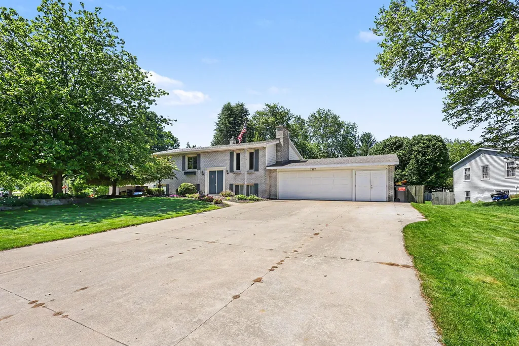7127 Rockhill Drive Georgetown Charter Township MI 49428