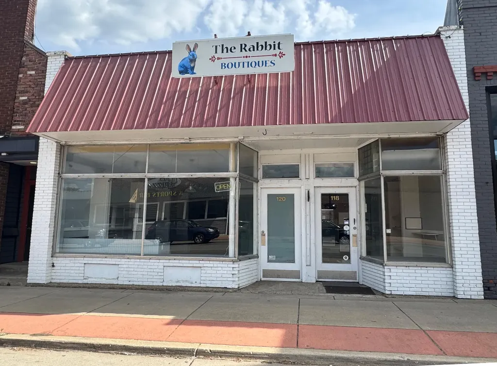 120 E Bridge Street Plainwell City MI 49080