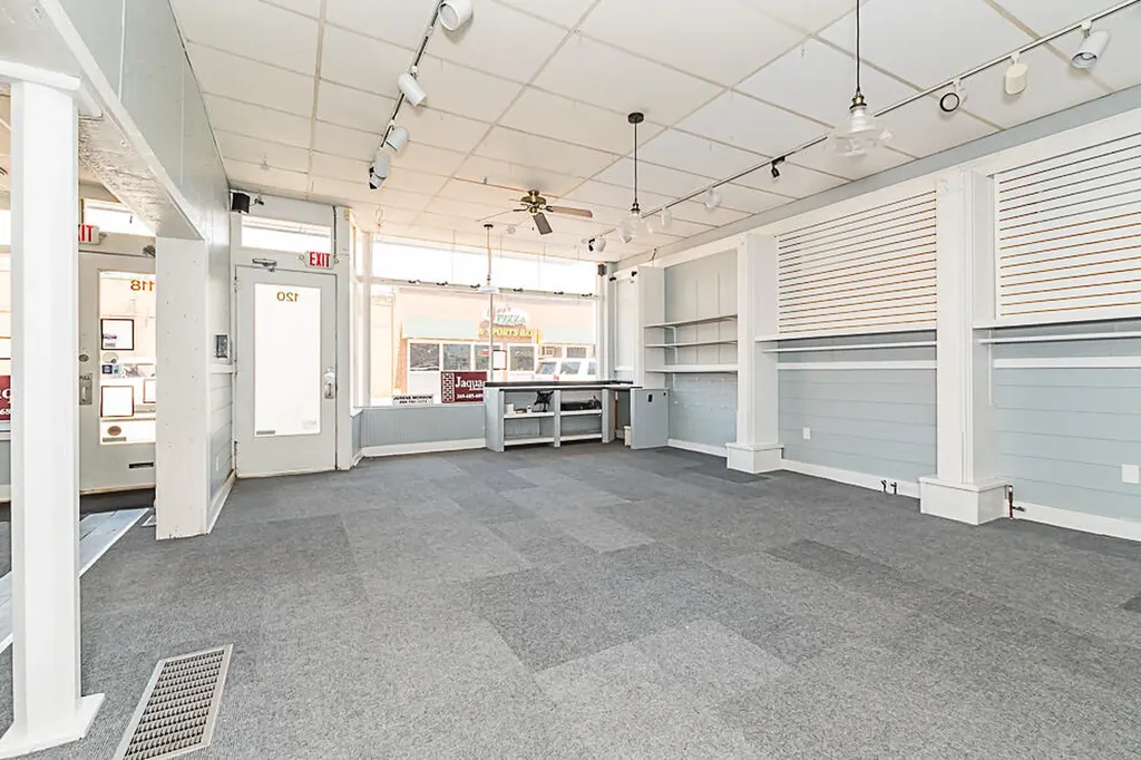120 E Bridge Street Plainwell City MI 49080