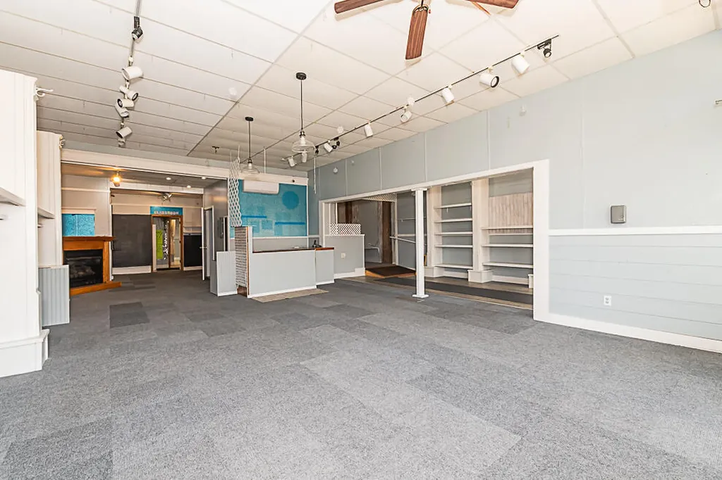120 E Bridge Street Plainwell City MI 49080