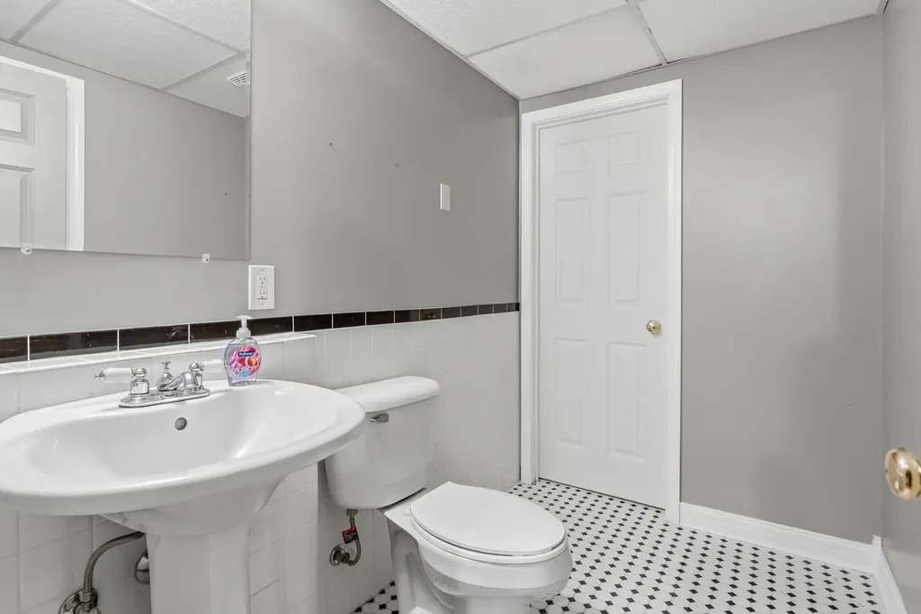 1430 Lancelot Court Portage City MI 49002