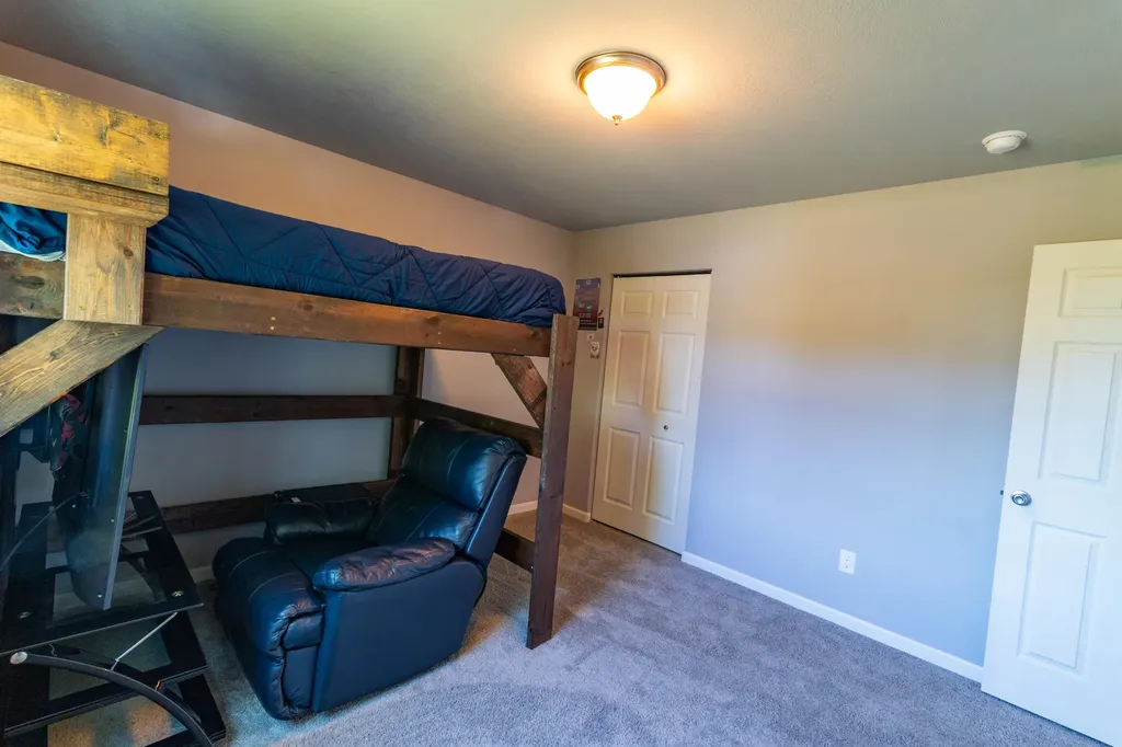 25091 Front Avenue Mattawan Village MI 49071