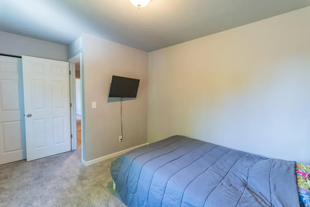 25091 Front Avenue Mattawan Village MI 49071