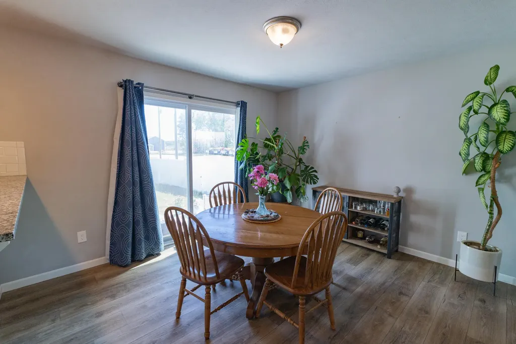 25091 Front Avenue Mattawan Village MI 49071