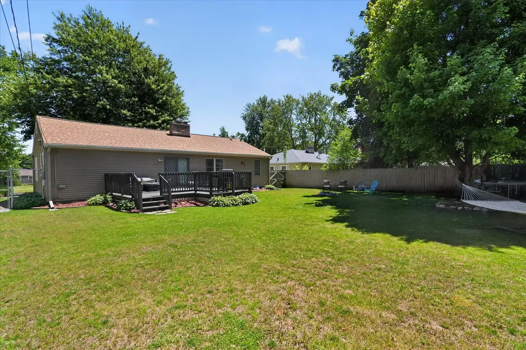 221 Bittersweet Lane Battle Creek City MI 49015
