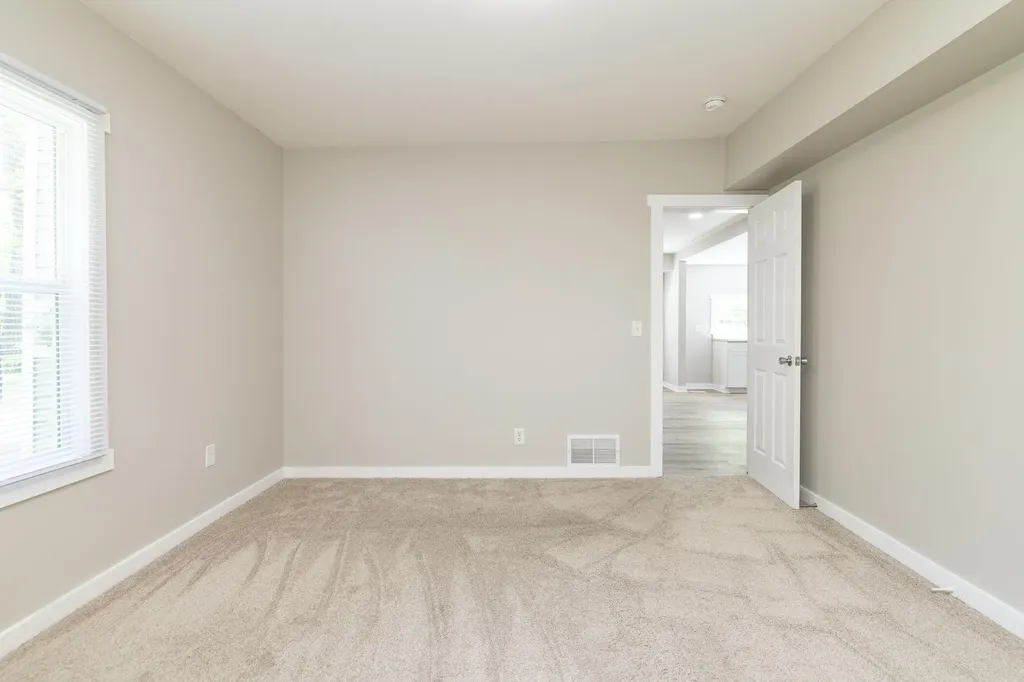 515 Wallace Avenue Kalamazoo City MI 49048