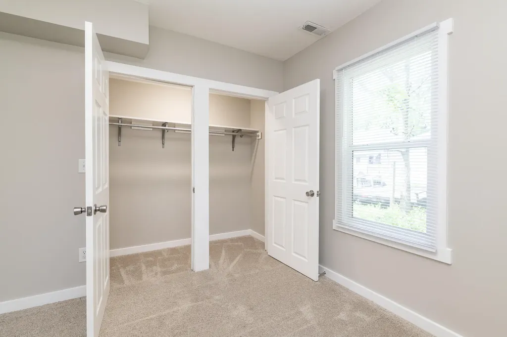 515 Wallace Avenue Kalamazoo City MI 49048
