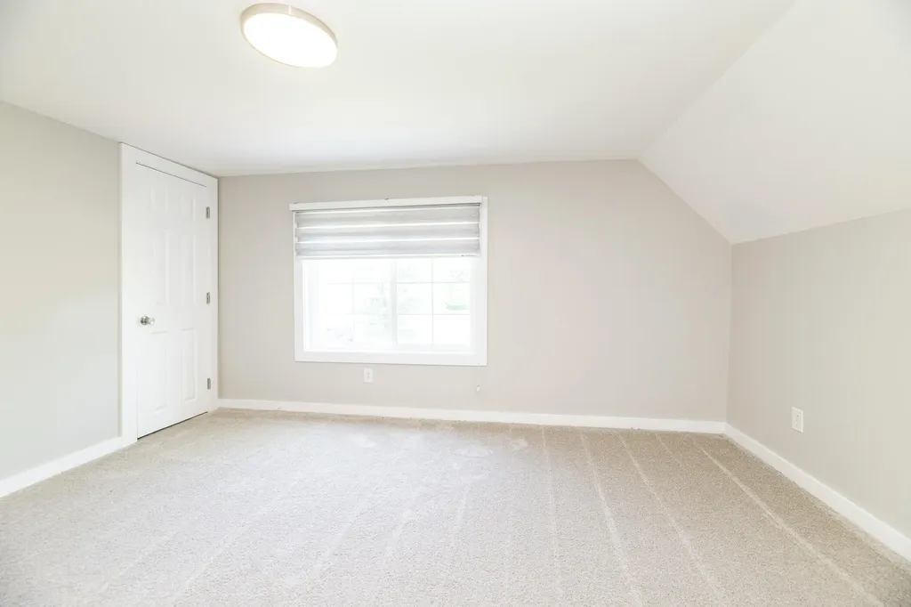 515 Wallace Avenue Kalamazoo City MI 49048