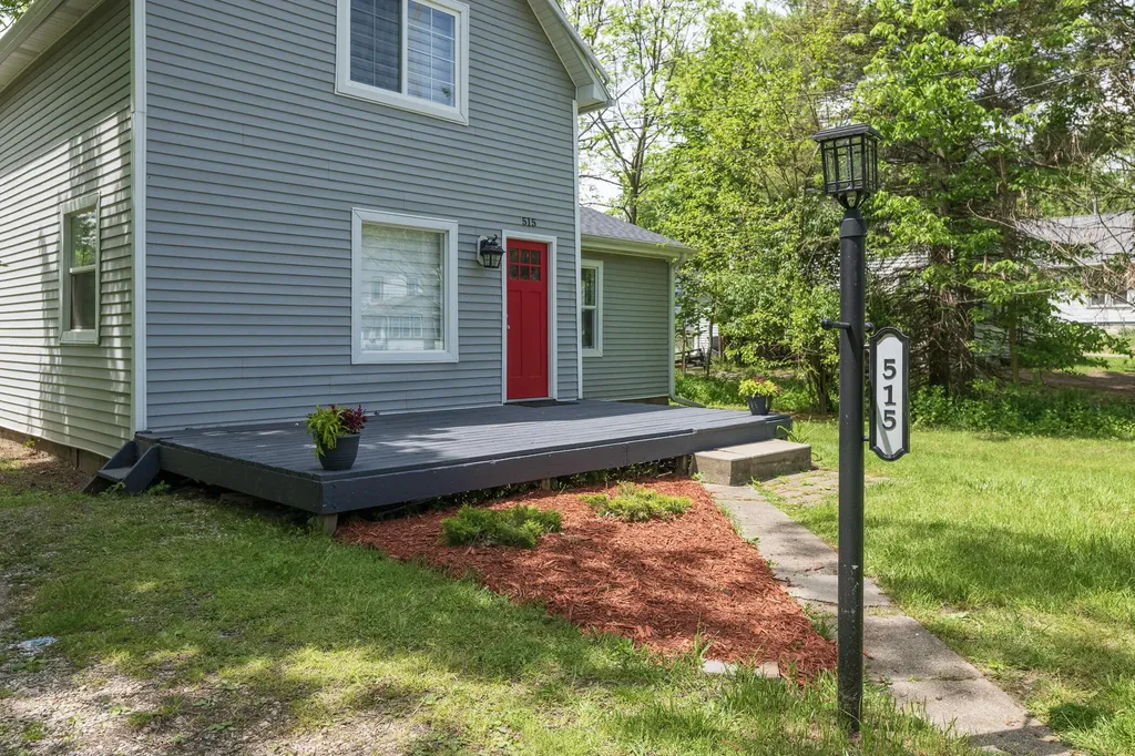 515 Wallace Avenue Kalamazoo City MI 49048