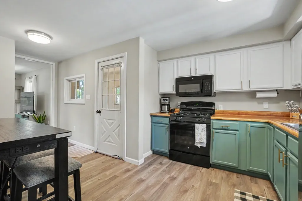 722 S Grant Avenue Three Rivers City MI 49093