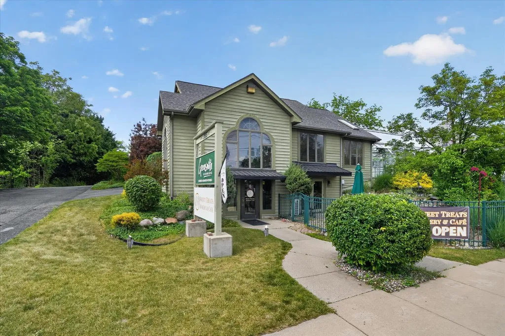 295 E Emmett Street Battle Creek City MI 49017