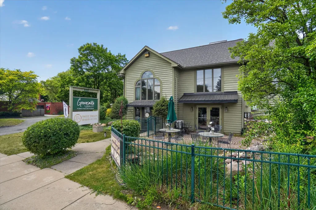 295 E Emmett Street Battle Creek City MI 49017