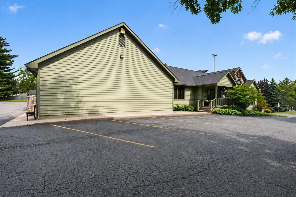 295 E Emmett Street Battle Creek City MI 49017