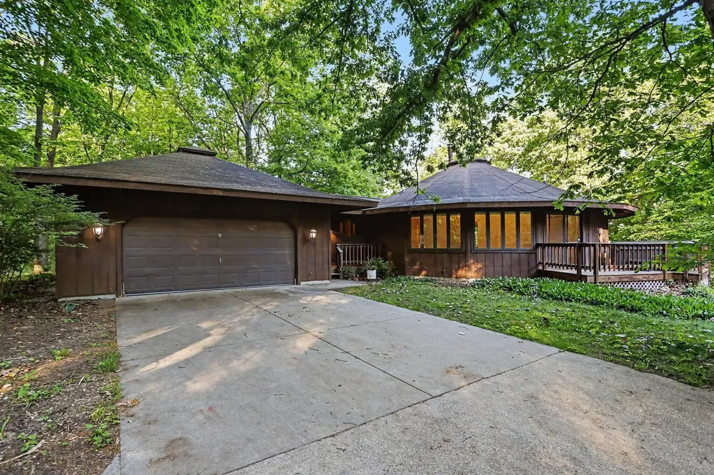 7306 N 37th Street Ross Township MI 49083