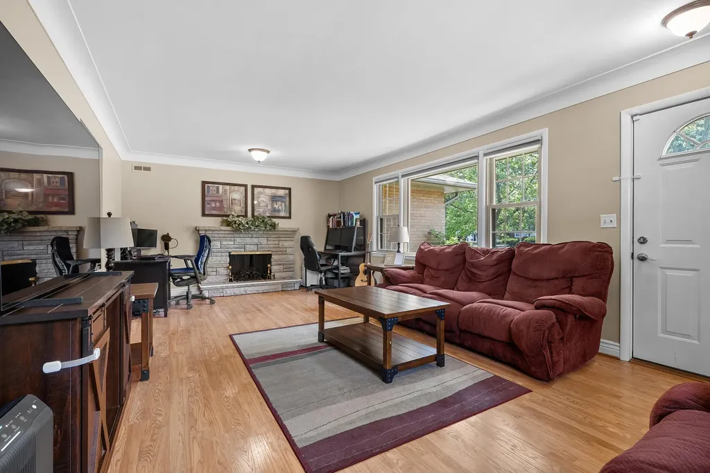 917 Roseland Avenue Kalamazoo City MI 49001