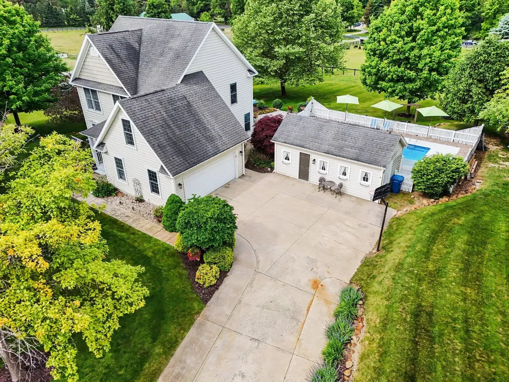 4097 Lavender Circle Comstock Charter Township MI 49053