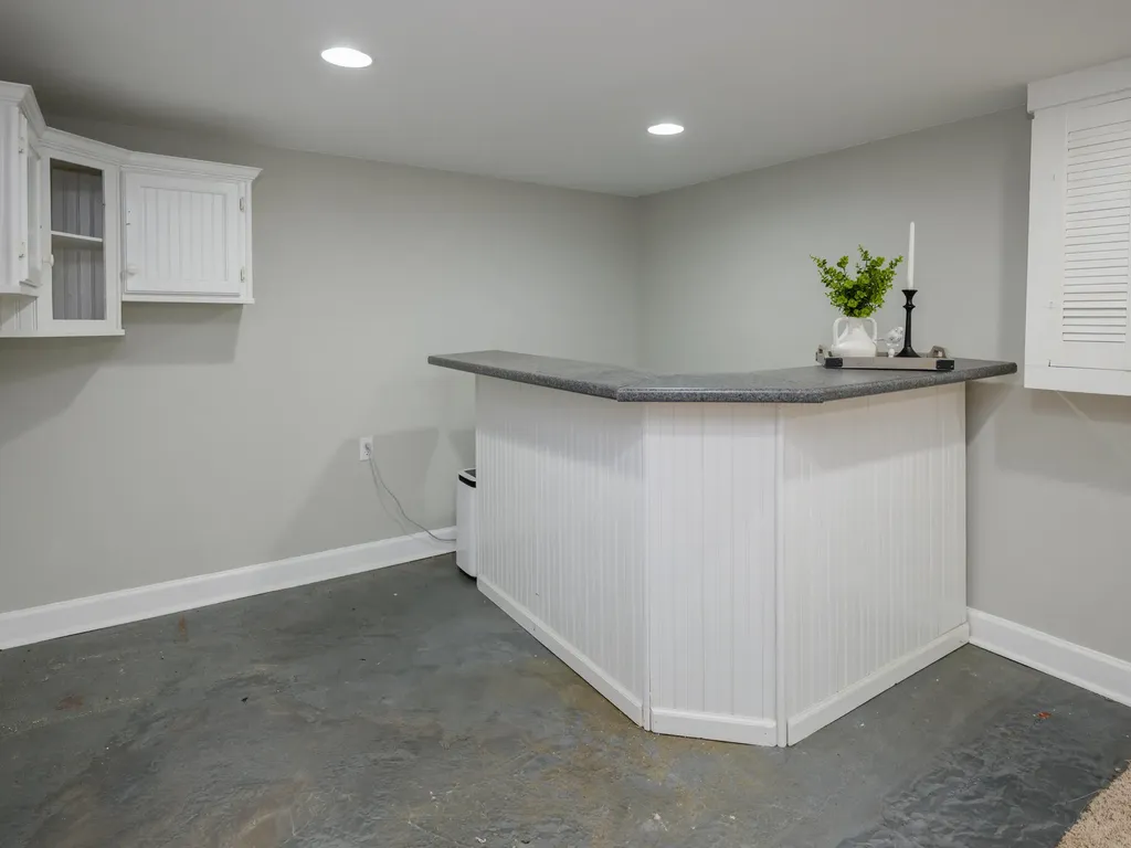 1322 Homecrest Avenue Kalamazoo City MI 49001