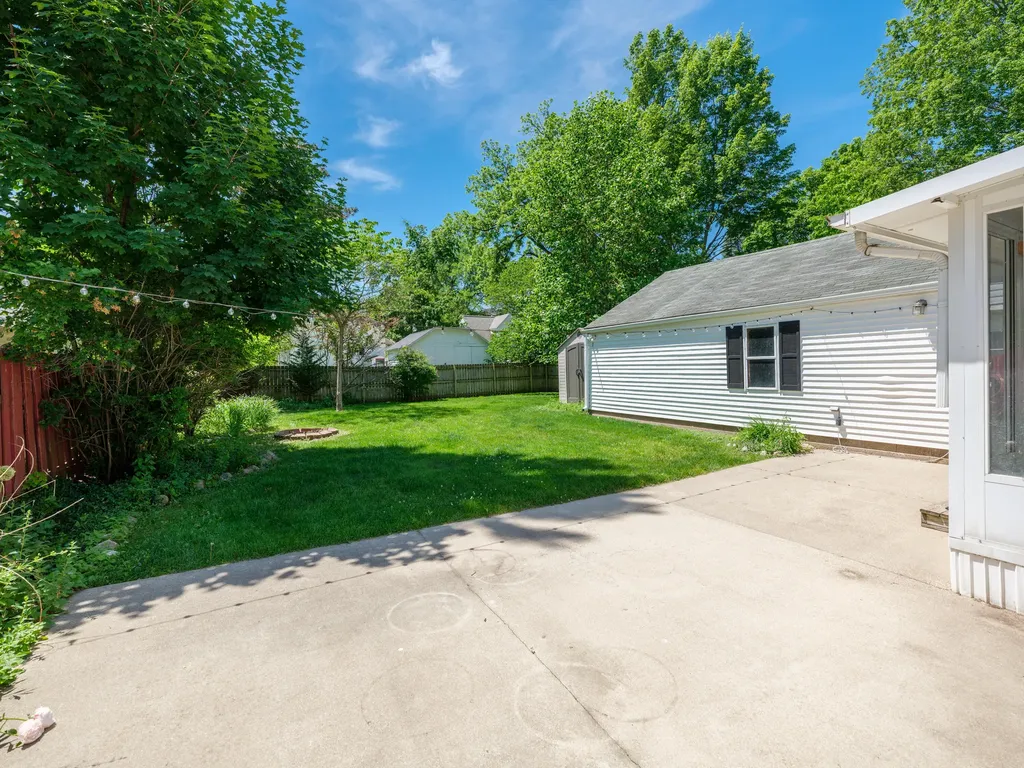 1322 Homecrest Avenue Kalamazoo City MI 49001