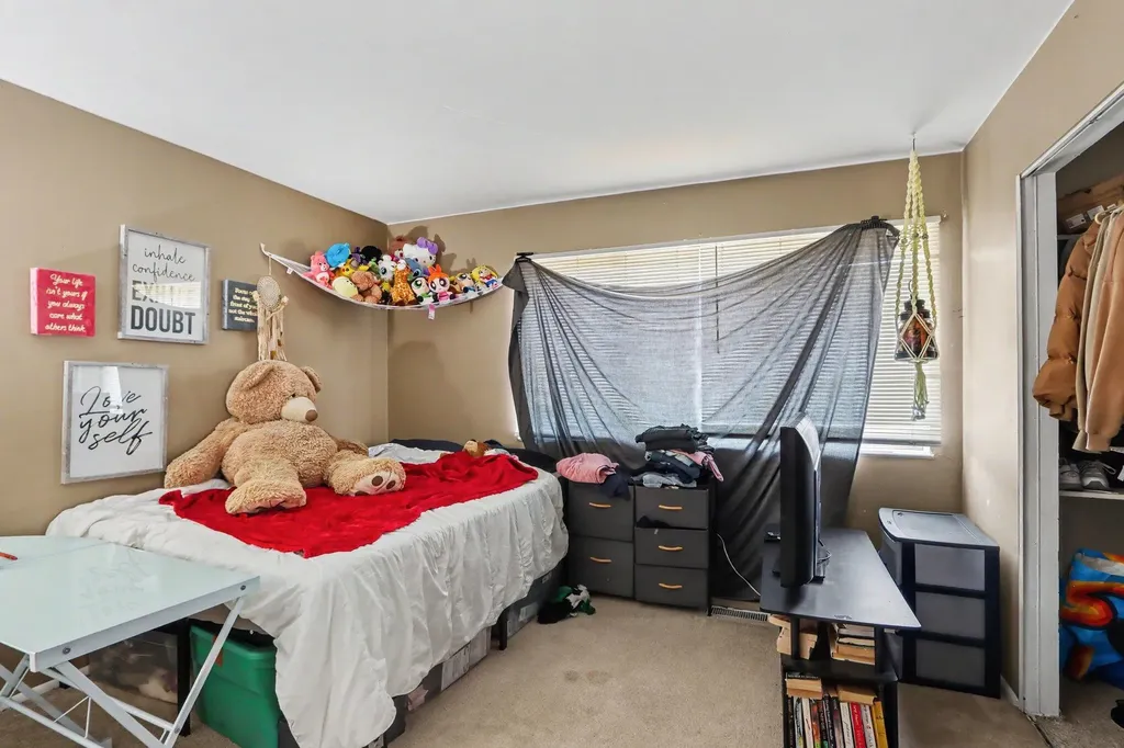3417 Kenbrooke Court Kalamazoo City MI 49006